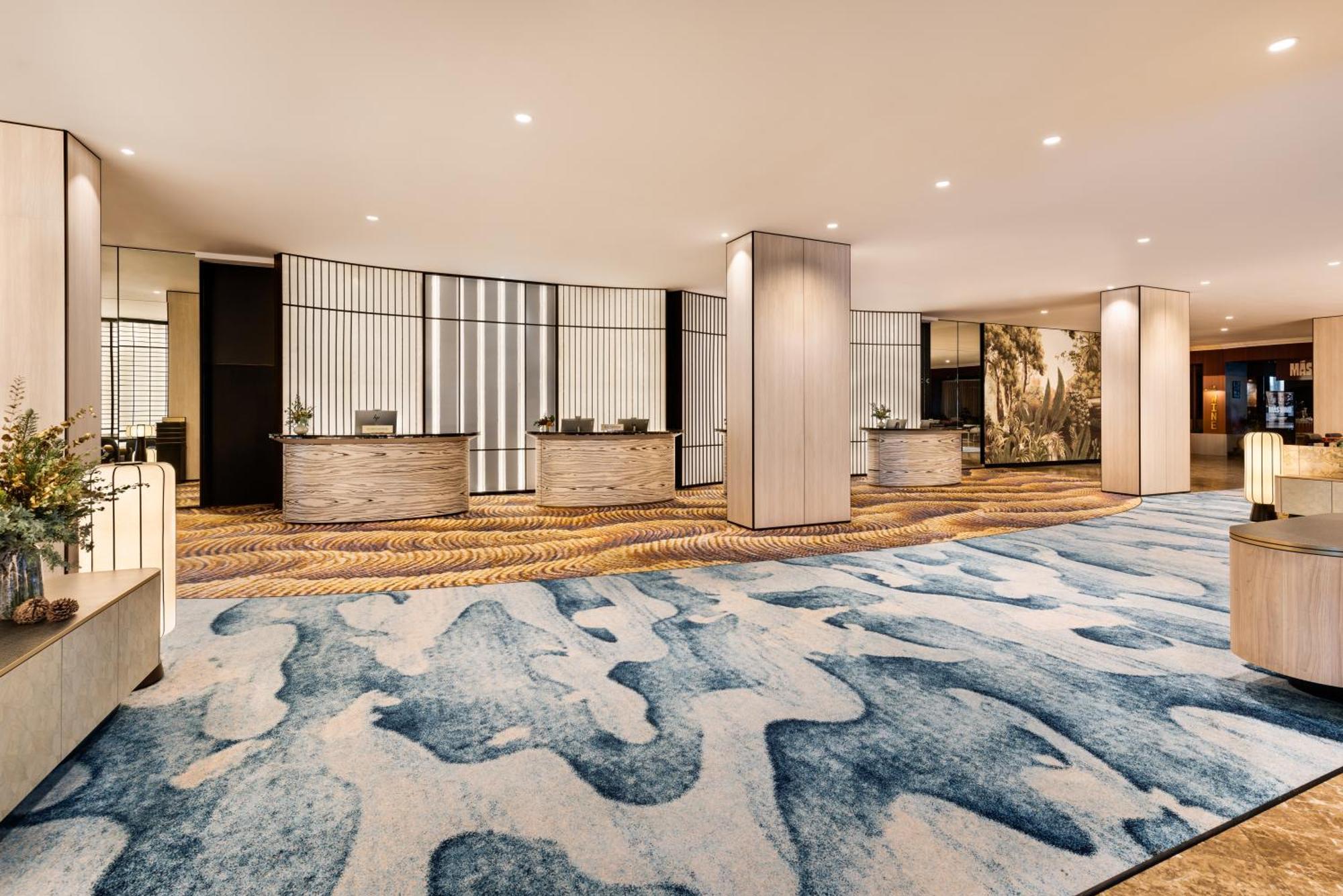 Pan Pacific Perth Exterior foto The lobby of the hotel